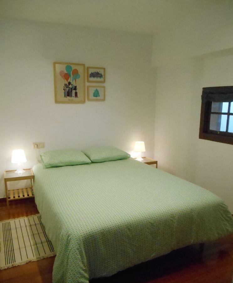 Appartement Apto. En Plaza De Cervantes à Saint-Jacques-de-Compostelle Extérieur photo